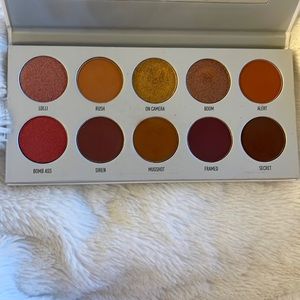 Morphe x jacklyn hill palette in Ring The Alarm